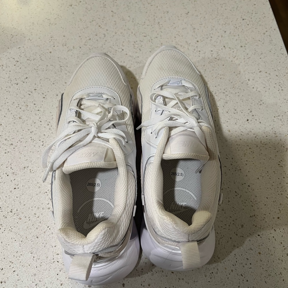 Nike RYZ